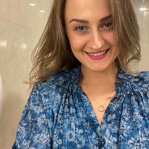 Meet your Posher, Aiste